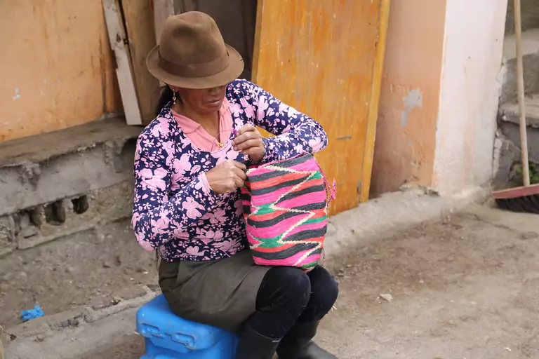 efbc05fd-98fd-4031-b611-6e0884d0b8e2 Shigra-Handtaschen | Nachhaltige Kunst aus Ecuador für moderne Frauen